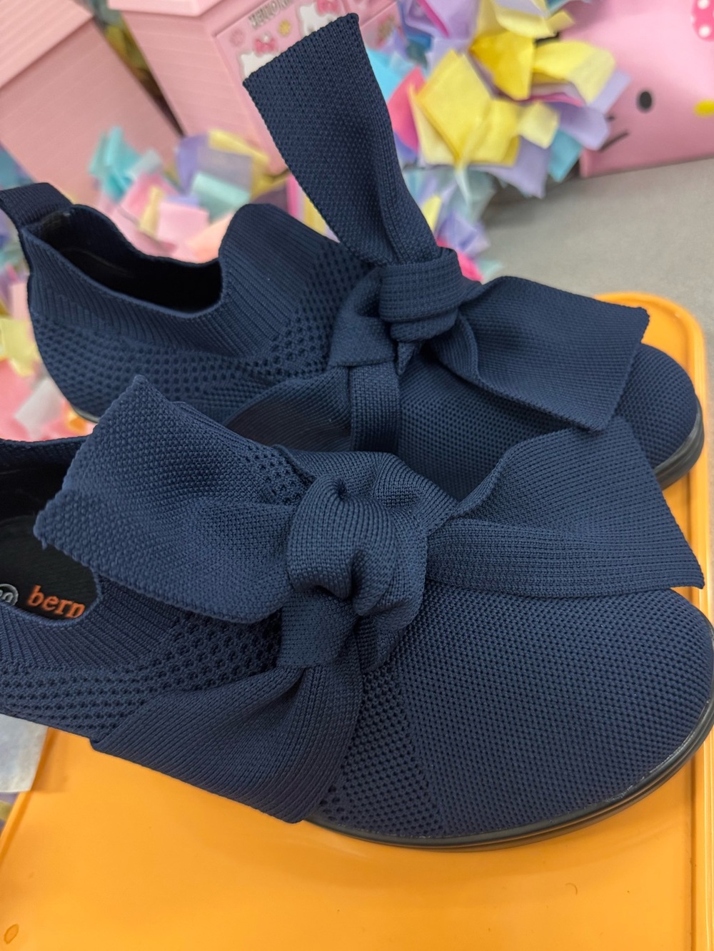 bernie mev. Chesca Serenity Pump Navy Knit Bow Slip-On Heel